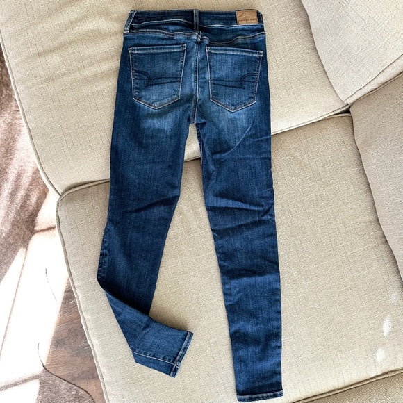 American Eagle Skinny Jeans - Picture 2 of 4